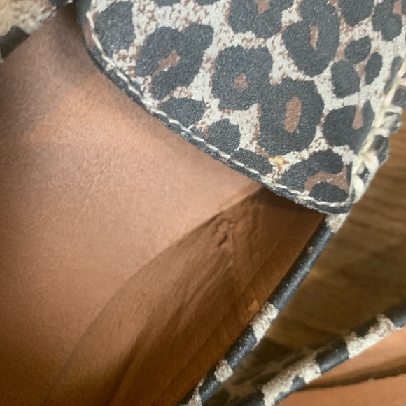 Lucky Brand leather cheetah printed moccasins flats shoes size 8.5M - Picture 6 of 6